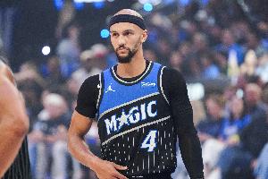 上季季后赛三分命中率最低榜：萨格斯最低 福克斯第6低 哈登第8低