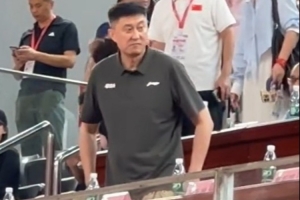 现场观战！中国女篮对阵尼日利亚女篮热身赛 杜锋落座主席台