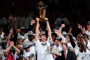 美媒：诺天王11年夺冠历程史上最传奇之一 战胜了5位未来&前MVP
