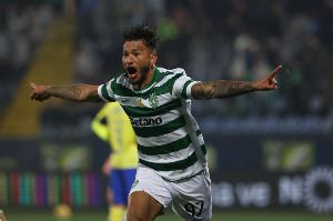 科贝记者：巴萨否认有意引进葡体前锋苏亚雷斯