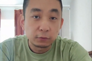 生涯第12队！解说：施罗德身形吃亏效率低 还爆浓眉有体味惹人烦