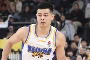 方硕：从毛头小子成长到现在 有低谷有高峰 很感谢球迷的理解支持