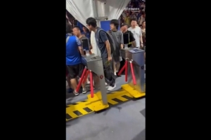 文汇网：德比更是“比德”，“戾气”也绝非上海球迷的代名词