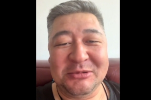 新疆男篮总经理辟谣李炎哲将加盟其他球队：现在说瞎话的人太多了