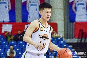鲁媒： 作为土生土长的山东人 回家打球也是王岚嵚一直以来的心愿