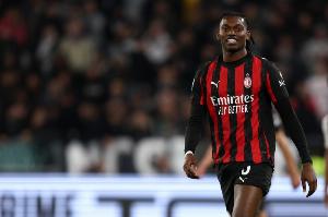 记者：莱奥恢复健康后会参加合练，不过他依然处于可被出售状态