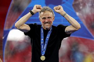 恩里克：金球奖得主应是巴黎球员，我们什么都有，法比安有世界杯
