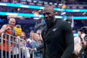 前NBA球员：巴克利是我兄弟 但不能用夺冠衡量詹姆斯打得好坏