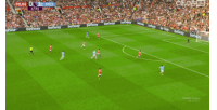 比拼打铁？恩佐远射中柱，本场两队已3次中框