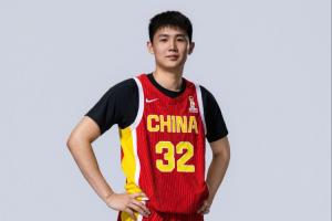 媒体人：年轻球员单独打亚运意义很简单 不让他们躲在老队员后面