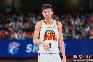 CBA官网更新自由球员名单：丁皓然、胡布郎·买买提、邹昀轩