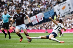 麦金谈战胜热刺：下半场我们顽强顶住了，这场胜利当之无愧