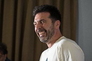都体：48岁的布冯重返高中上学，准备考取高中毕业证书