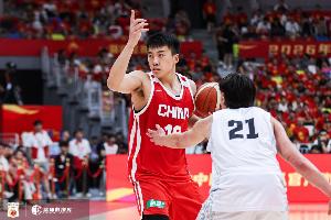 投射辣眼！王俊杰本届亚运会场均9分7.2篮板 投篮命中率37.3%