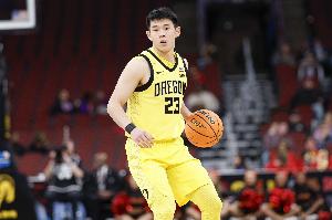 媒体人：林葳训练时没听到喊话被郭士强质问 然后不再被允许进队