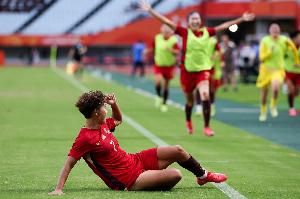 又香又臭？王霜8射5正+加时打入制胜进球，但也空位不传+错失良机