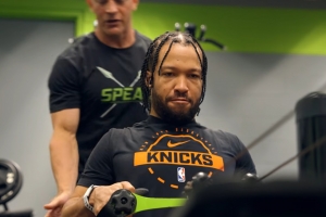 布伦森训练师：布伦森16岁时就和其他孩子不一样 总是提前来热身