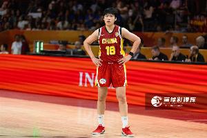 陈明伶：张子宇还很年轻 大家需要给她更多的时间 她进步了很多
