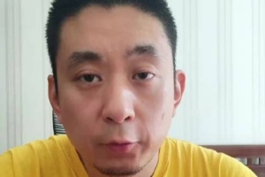 解说：库里提前续约勇士几个信号？几大降薪巨星为啥独黑詹姆斯？