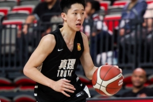 当驴使！媒体人吐槽：张宇辰这都打的啥比赛 他可确定要去美高了