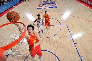 丁彦雨航：对于球衣号码比较随意 除了8号 因为喜欢科比