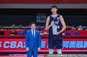 媒体人：徐昕没能去NCAA为他可惜 但龙狮内线厚度已然是联盟前列