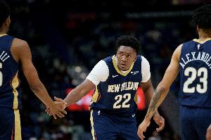 特雷·墨菲：队史最喜欢的球员是朱·霍勒迪 奎因这赛季将爆发