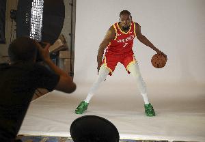 杜兰特：中距离正在重回NBA 我每天都在不断打磨自己的手感