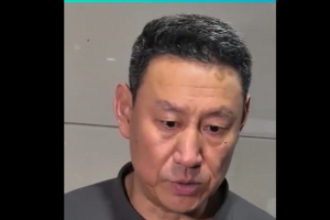 李楠：新外援表现不错 年轻球员经验不足 想赢球又想练兵确实很难