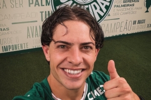 莫雷托：马竞、AC米兰、那不勒斯有意帕尔梅拉斯右后卫吉亚