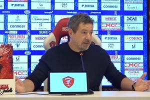 米体：佩鲁贾主席批评裁判遭禁赛3个月，并追加500欧元罚款
