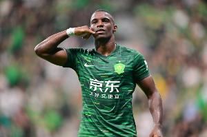 国安官方：法比奥腓骨远端骨折，正进一步严密评估是否有其他损伤