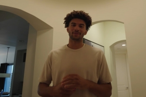 布泽尔：很多人觉得我爸打过NBA 所以我进NBA很容易 这完全是误解