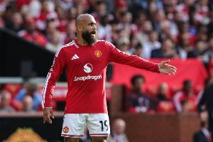 姆伯莫本赛季9次带球推进完成射门英超最多，3次带球创造机会