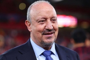 贝尼特斯：恩古莫哈在右路可能进球会变少，但他依然能影响比赛